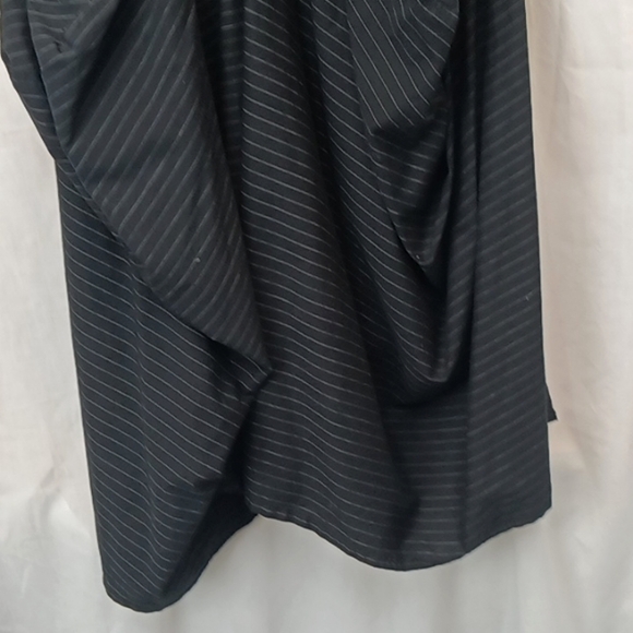 L. Hanna for La Tournee' bubble pants in black with white stripes size 2. - Picture 2 of 8